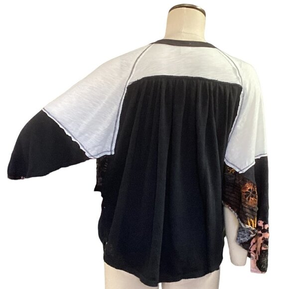 FREE PEOPLE Friday Fever Top Sz M Black & White 112A - Picture 6 of 9